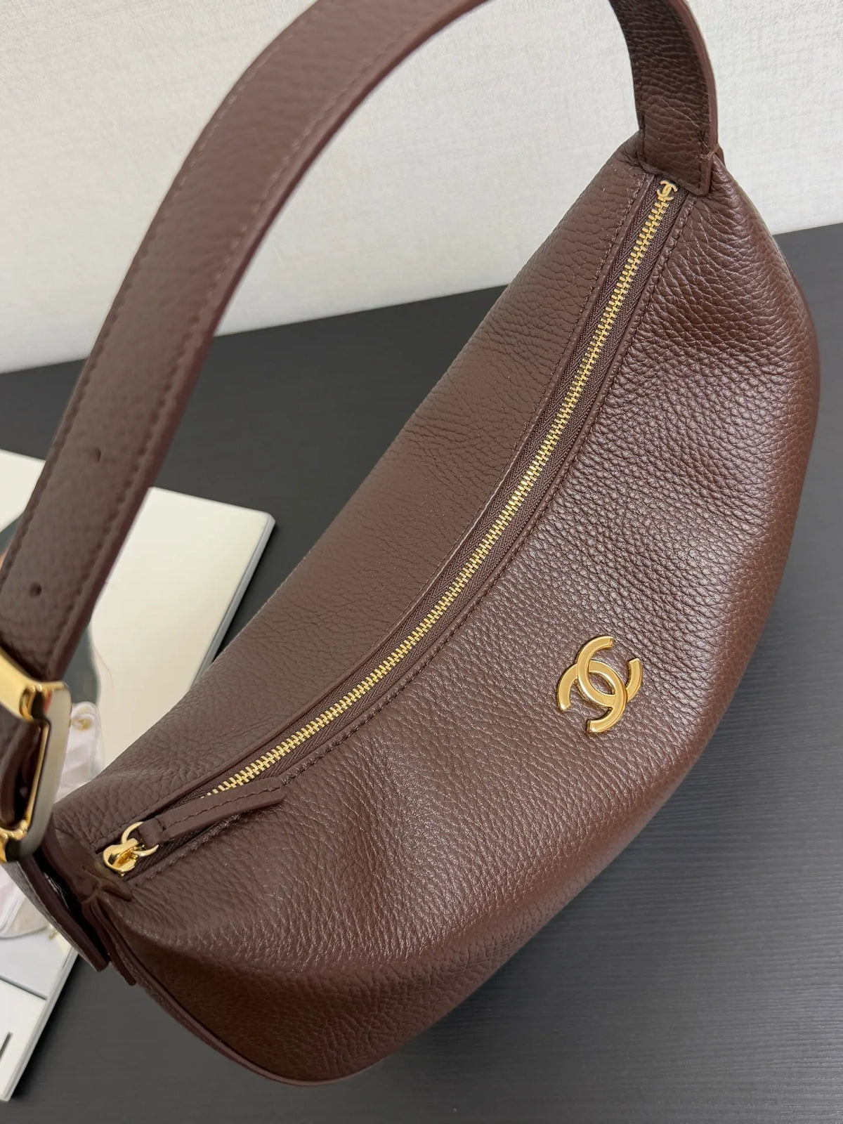 CHANEL 6B Hobo Bag