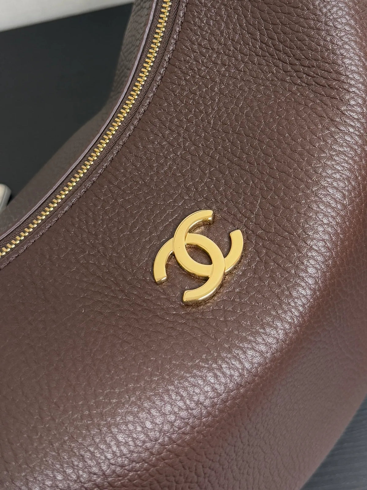 CHANEL 6B Hobo Bag