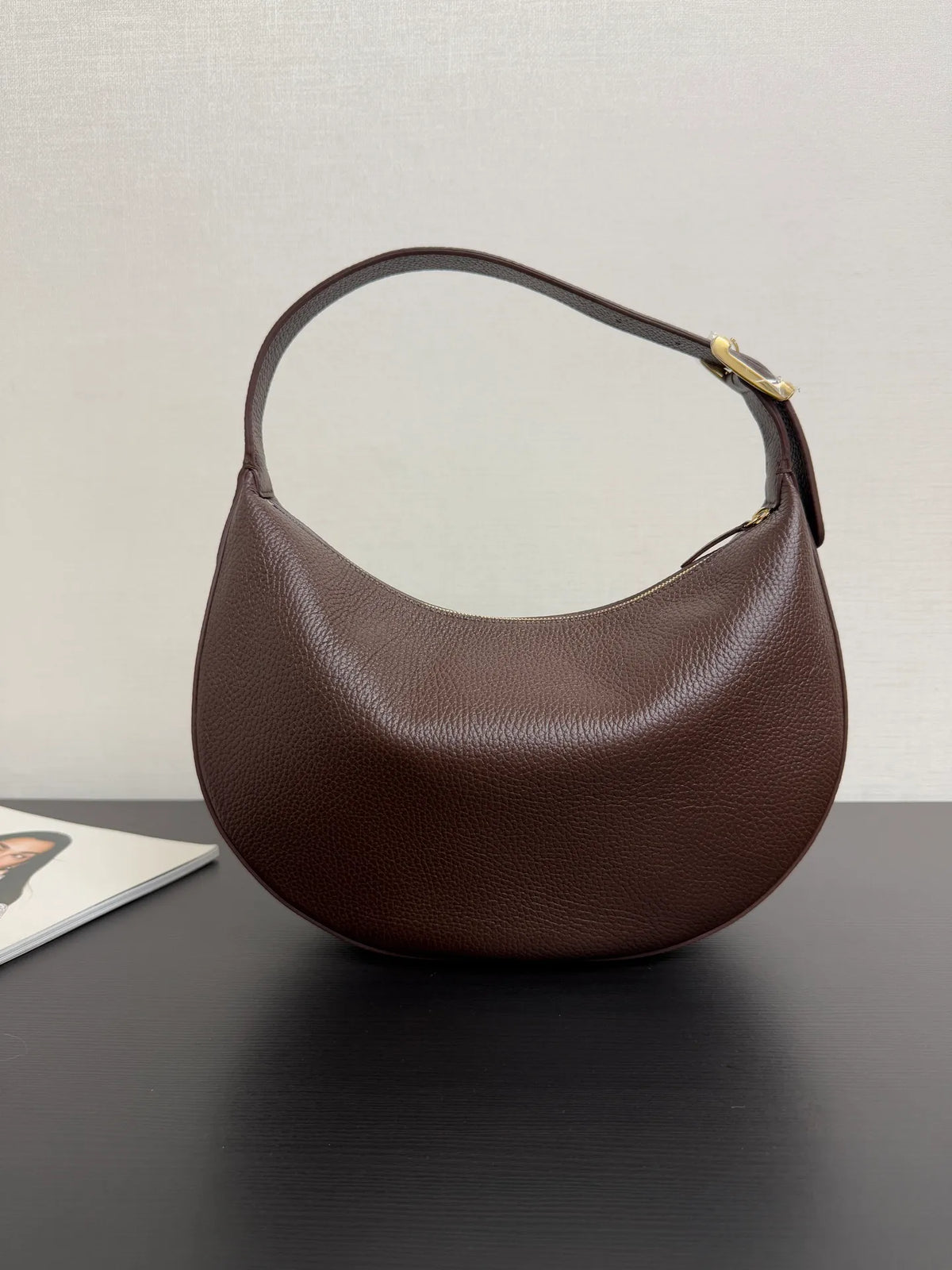 CHANEL 6B Hobo Bag