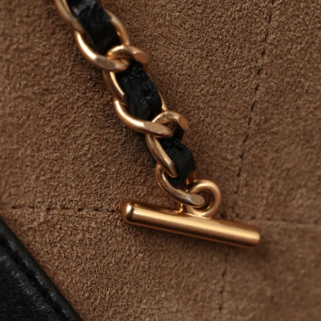 CHANEL Bag 198840