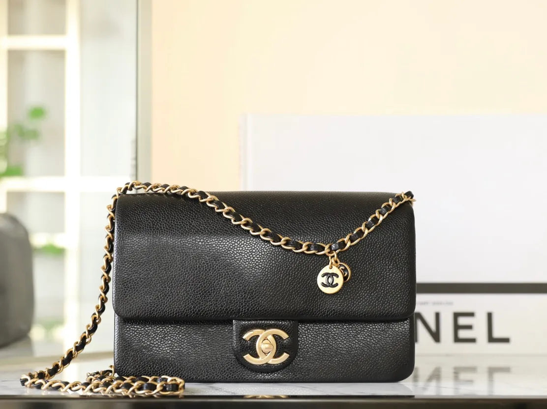 Chanel Caviar Pendant Flap Bag Calfskin Leather R-861