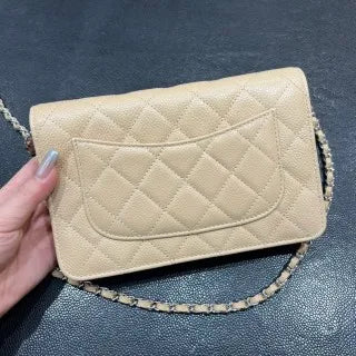 Ch@nel Classic Diamond-Quilted Caviar Leather Crossbody Bag 139911