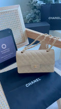 CHANEL Classic Flap Bag