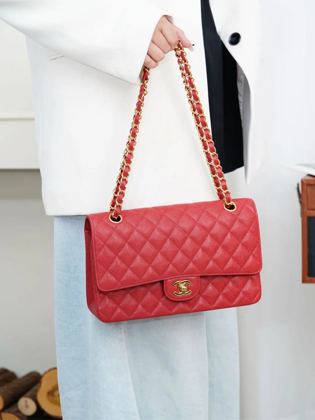 CHANEL Classic Flap Bag