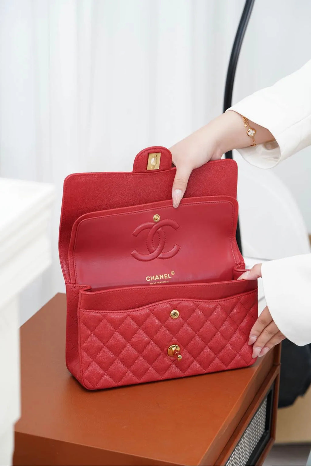 CHANEL Classic Flap Bag