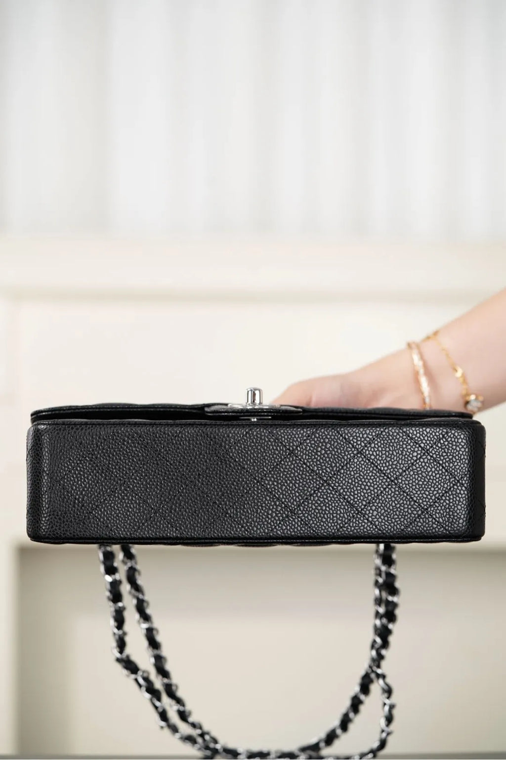 CHANEL Classic Flap Bag 9.8 in