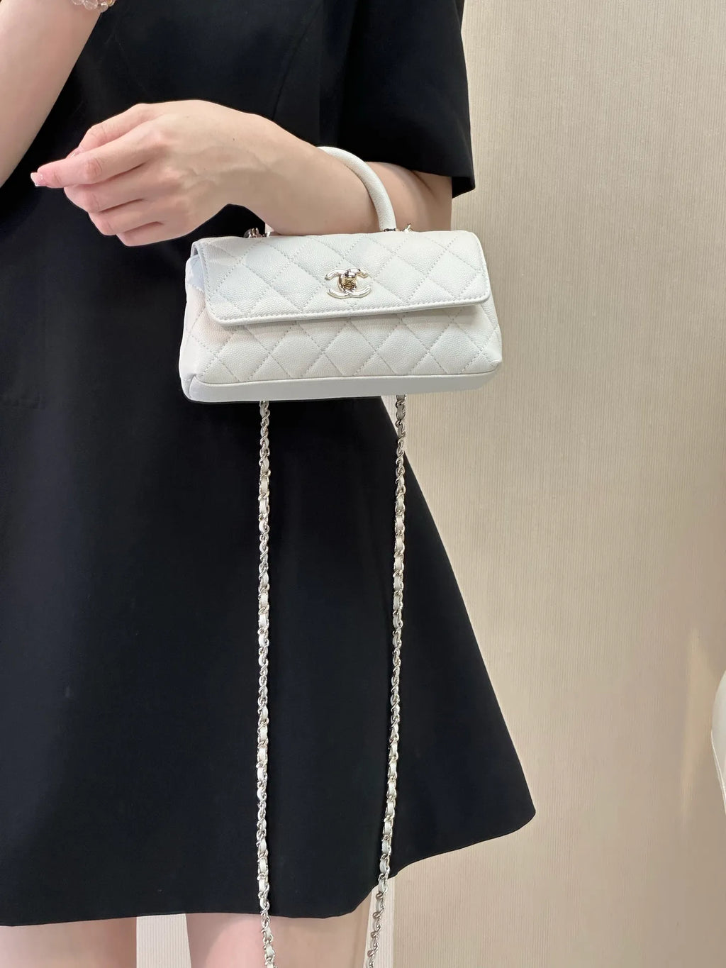 CHANEL Coco Handle Baguette Bag