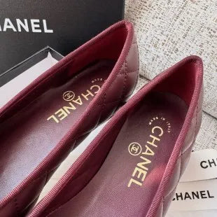 CHANEL Diamond Grid Flat Shoes