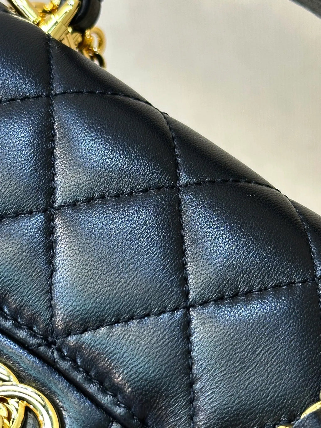 CHANEL Kelly Baguette Bag