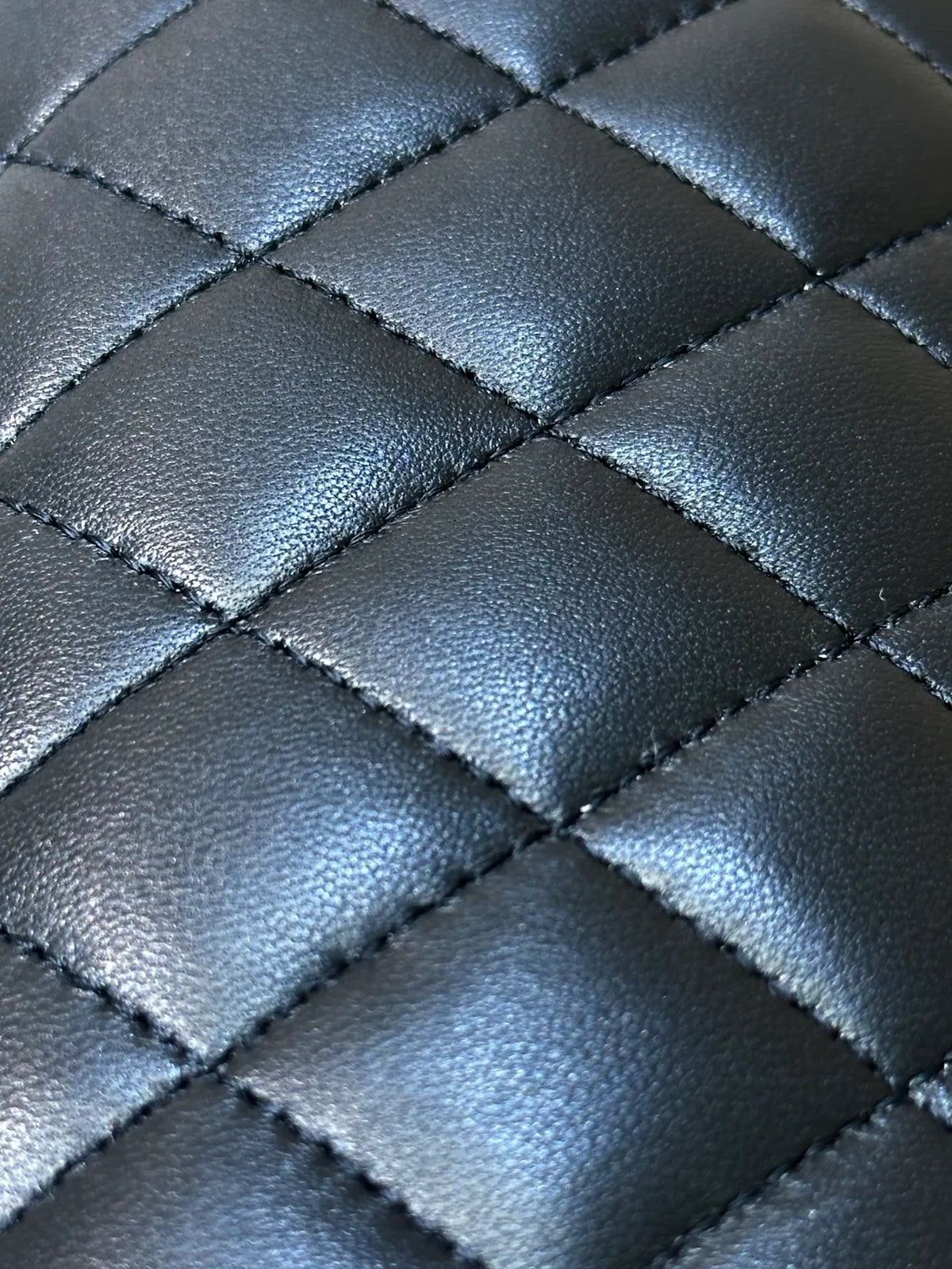 CHANEL Kelly Baguette Bag