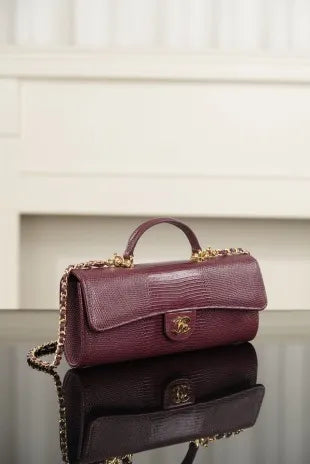 CHANEL Lizard Pattern Horizontal Chain Bag