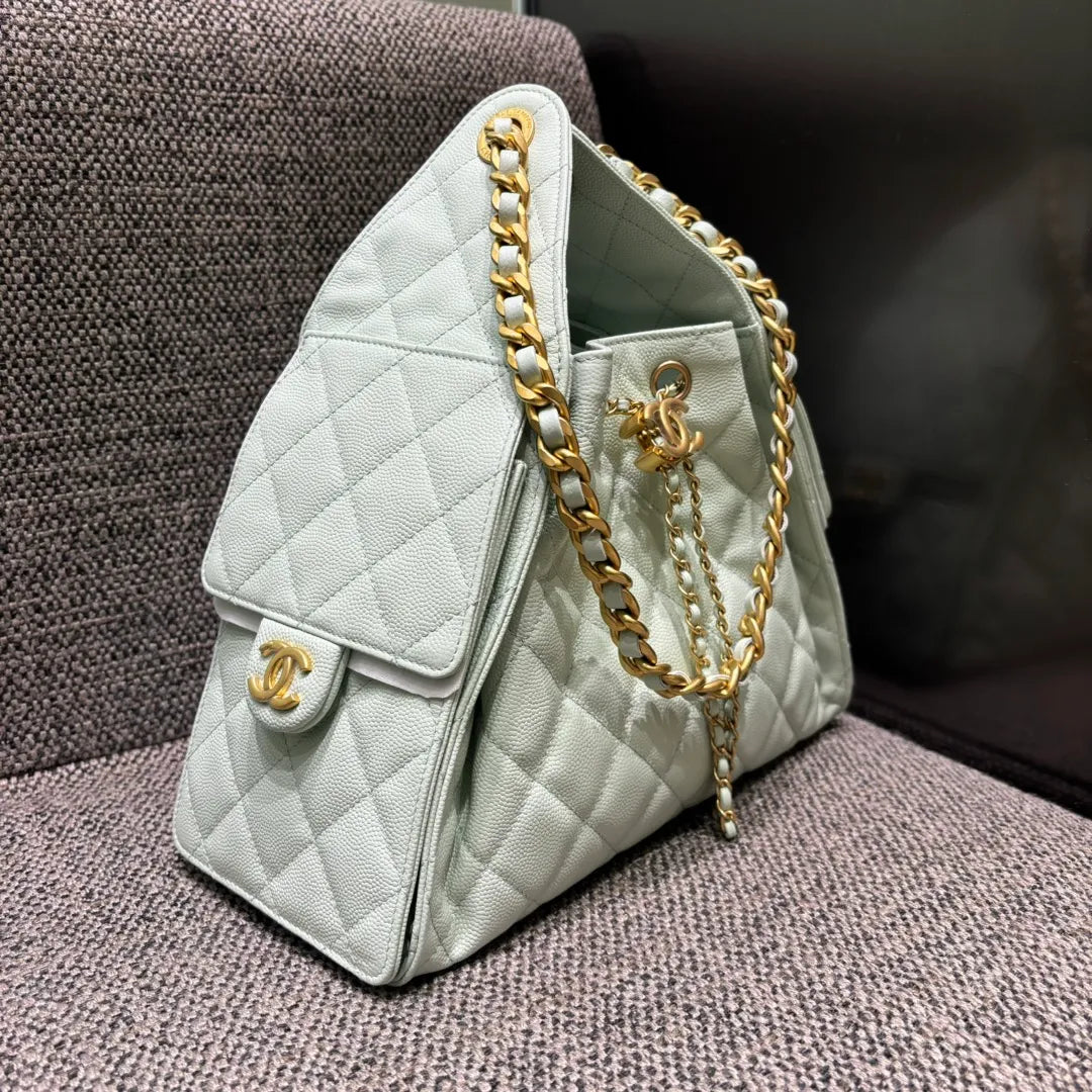 Ch@nel Runway Hippie Chain Closure Hobo Bag 139900
