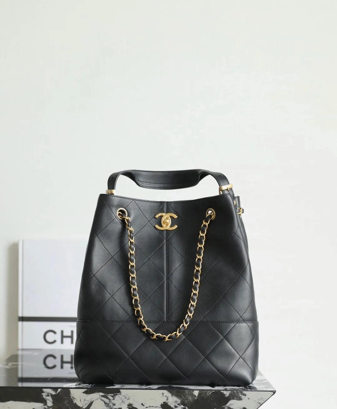 CHANEL Shoulder Bag