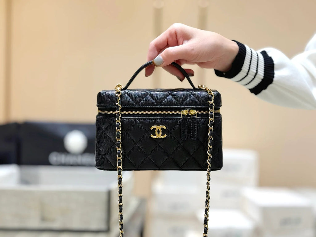 CHANEL Vanity Case AP5020