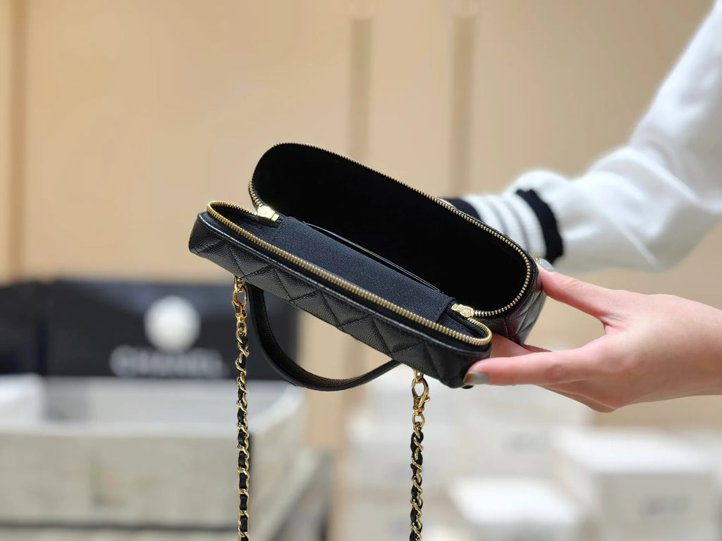 CHANEL Vanity Case AP5020