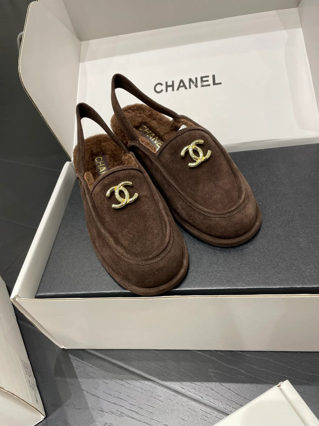 Chanel Women's 25A Teddy Loafer Mules Shearling 340625