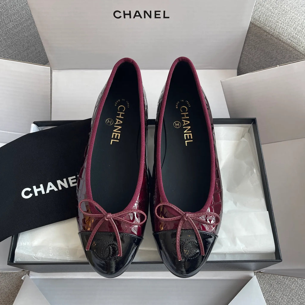 Chanel Women's Ballet Flats Crocodile-Embossed Leather 327229