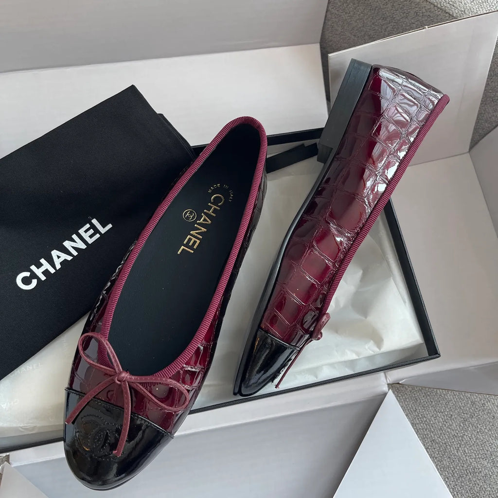 Chanel Women's Ballet Flats Crocodile-Embossed Leather 327229