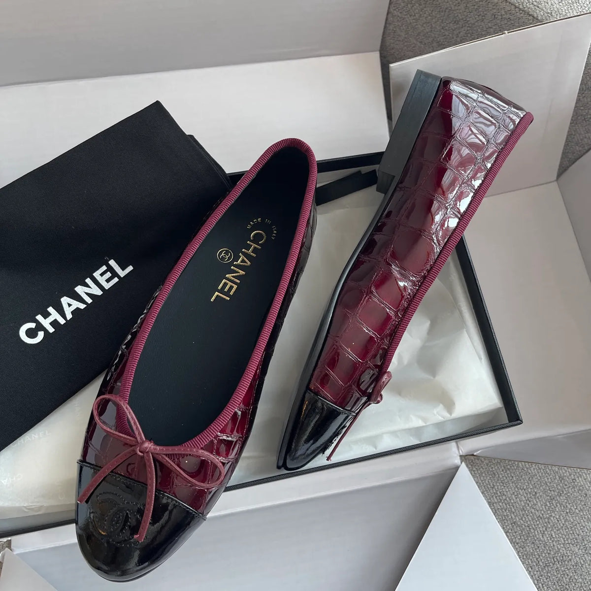 Chanel Women's Ballet Flats Crocodile-Embossed Leather 327229