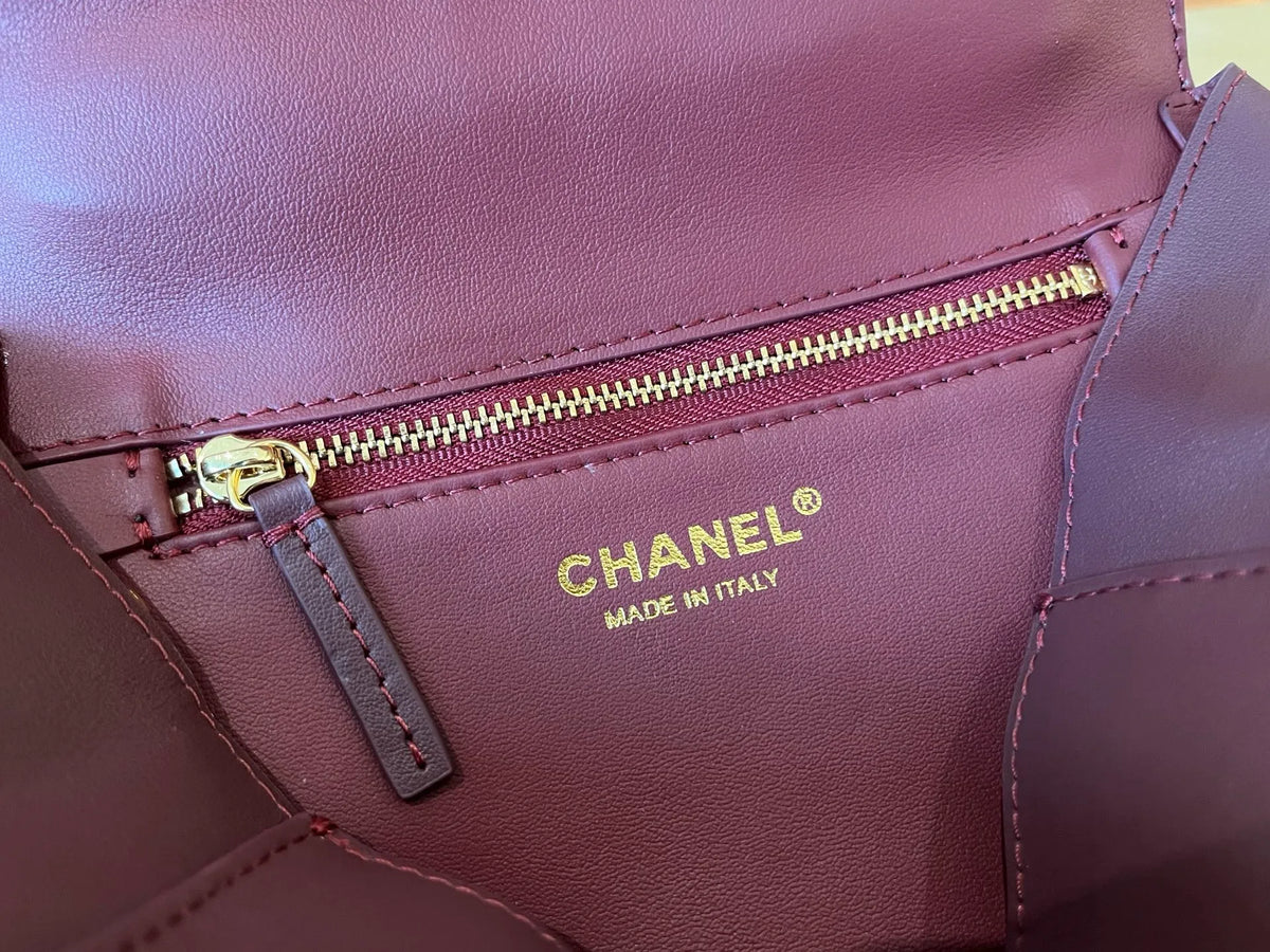 Chanel Women's Calfskin Leather Envelope Flap Bag AS6223 26A