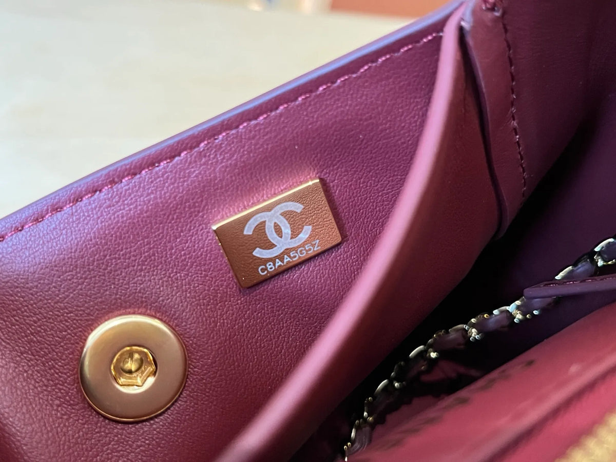 Chanel Women's Calfskin Leather Envelope Flap Bag AS6223 26A