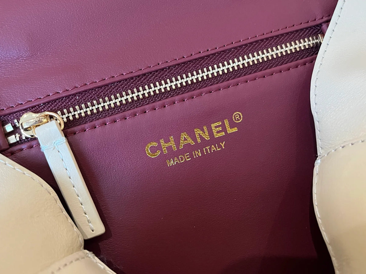 Chanel Women's Calfskin Leather Envelope Flap Bag AS6223 26A