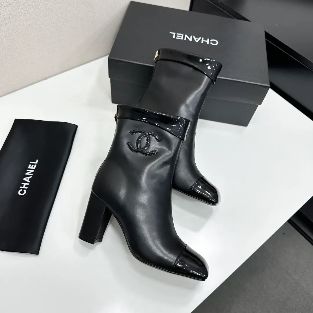 Chanel Women's Casual Shoes Cowhide Sheepskin Leather Sole