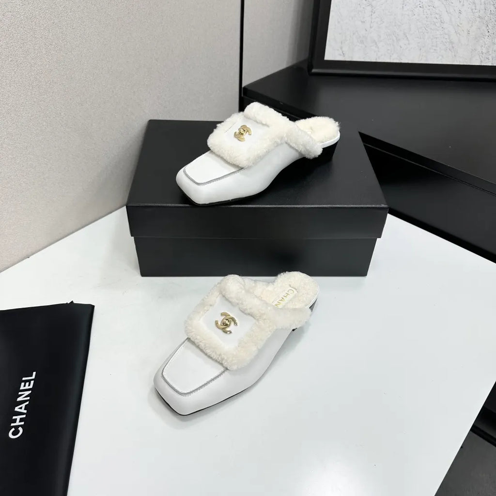 Chanel Women's Flats Cowhide Wool Lining Leather Sole