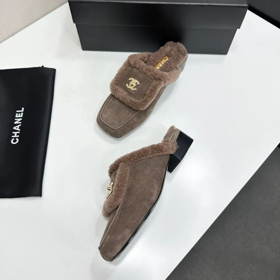 Chanel Women's Loafers Cowhide Wool Lining Leather Sole 2026