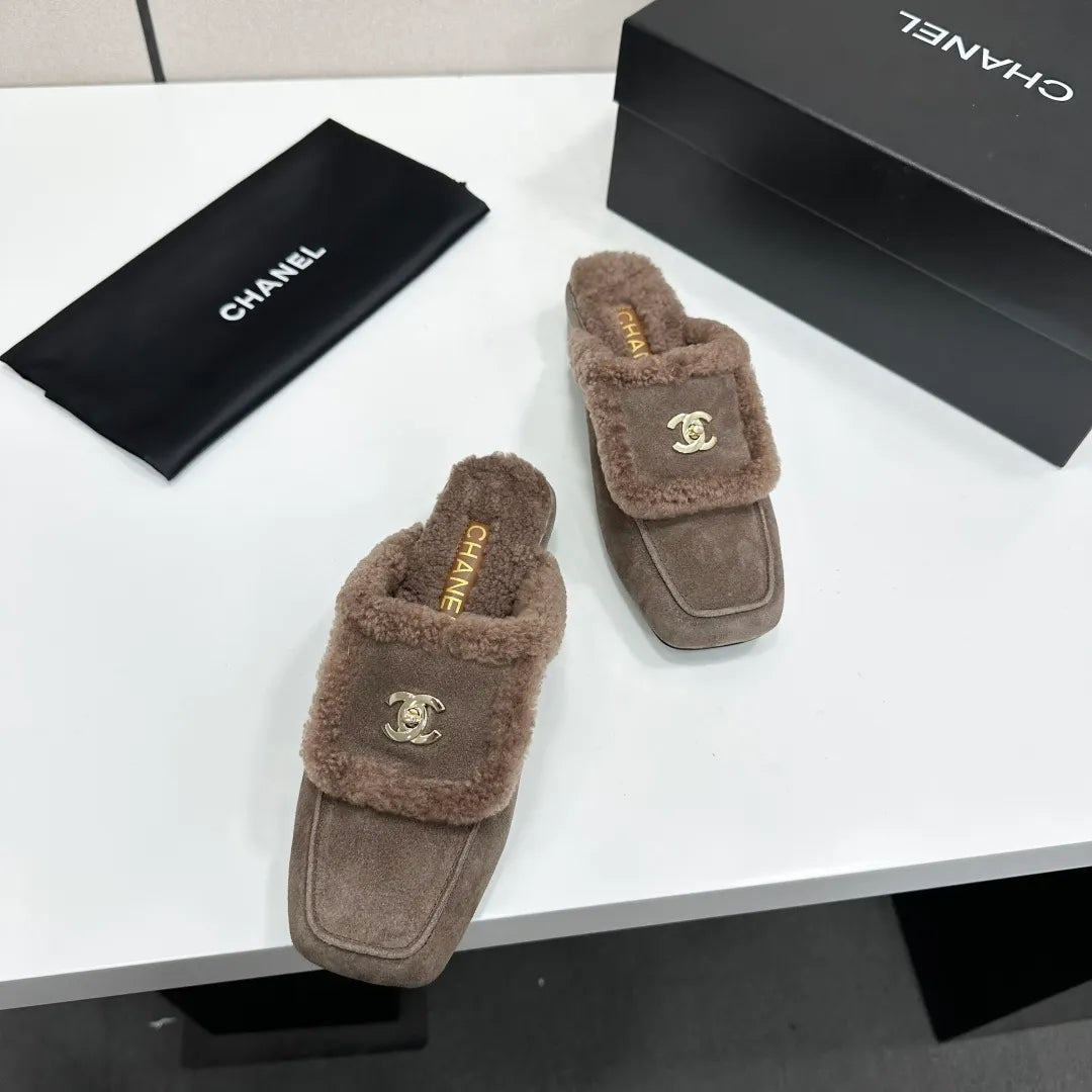 Chanel Women's Loafers Cowhide Wool Lining Leather Sole 2026