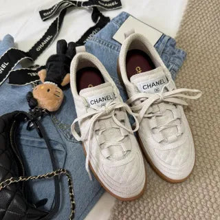 Chanel Women's Quilted Gum Sole Casual Sneakers Cow Suede 385311