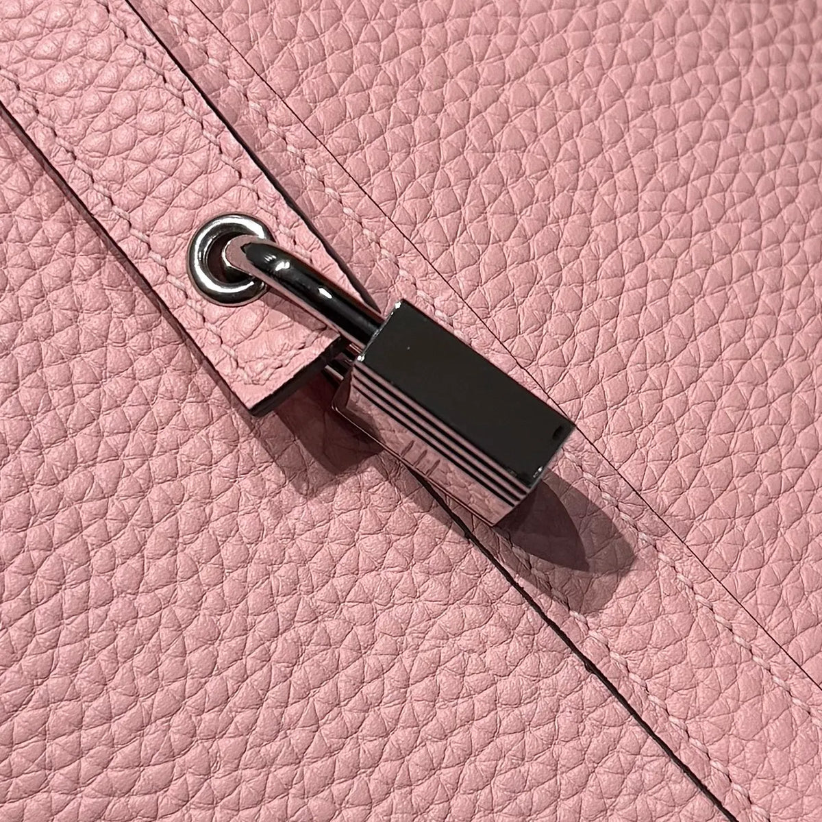 Cherry Blossom 18 TC Clemence Leather Bucket Bag Peach
