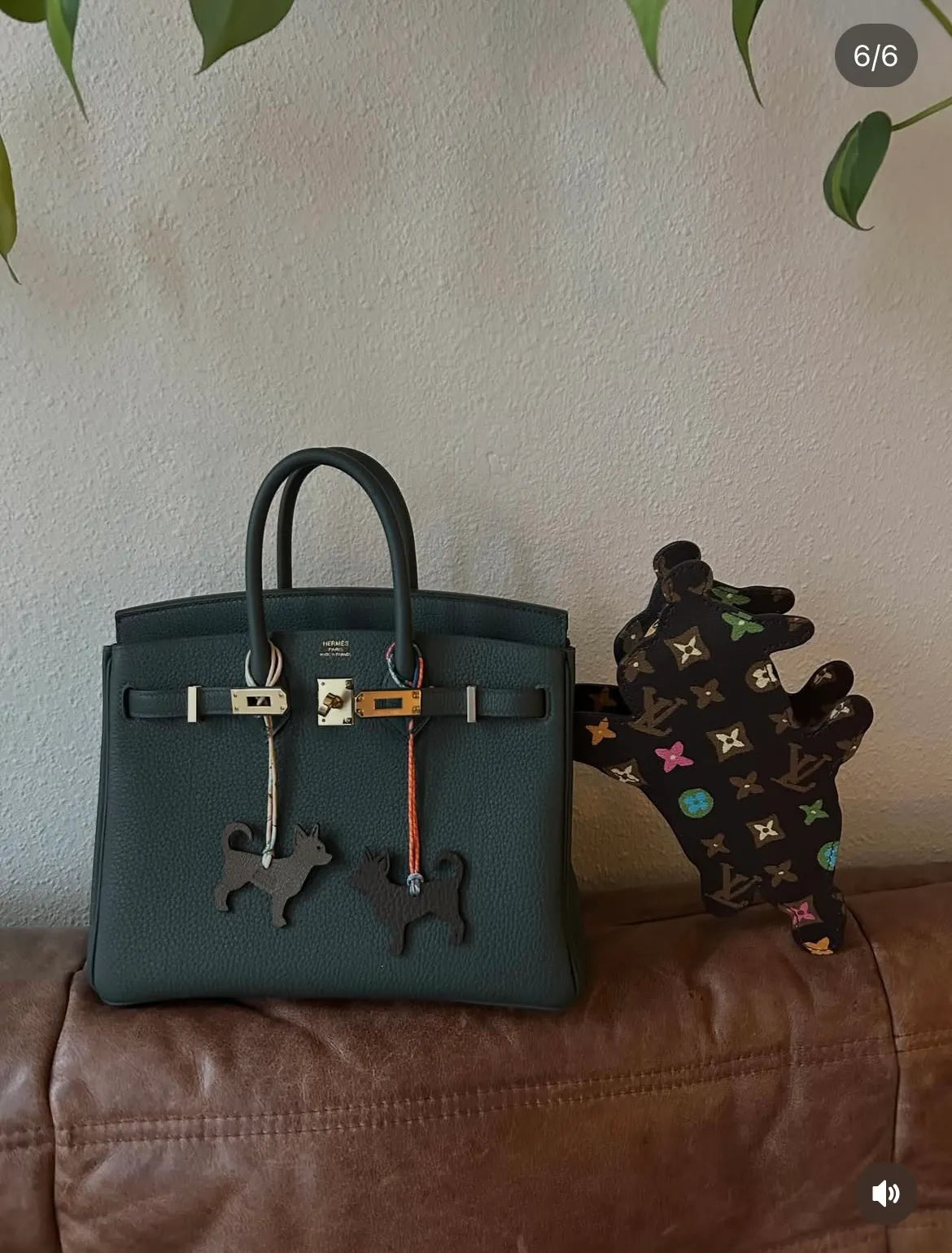 Classic 25 Handbag Pine and Cypress Green
