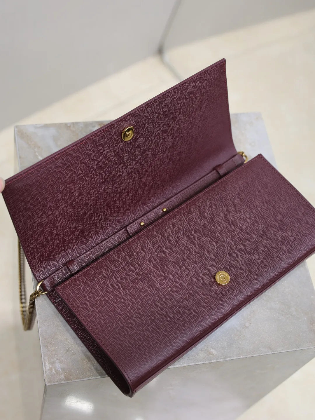 Classic Kate Caviar Leather 10.6 in Clutch Bag 306079-1