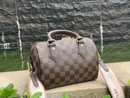 Coated Fabric Handbag N40489