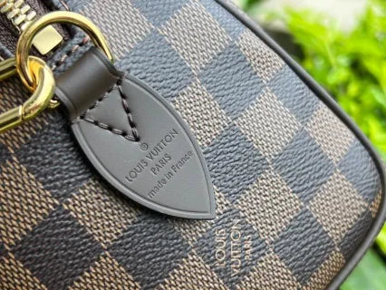 Coated Fabric Handbag N40489