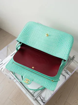 Crocodile-Embossed Calfskin Small Flap Bag 26 Fall/Winter 235025001900
