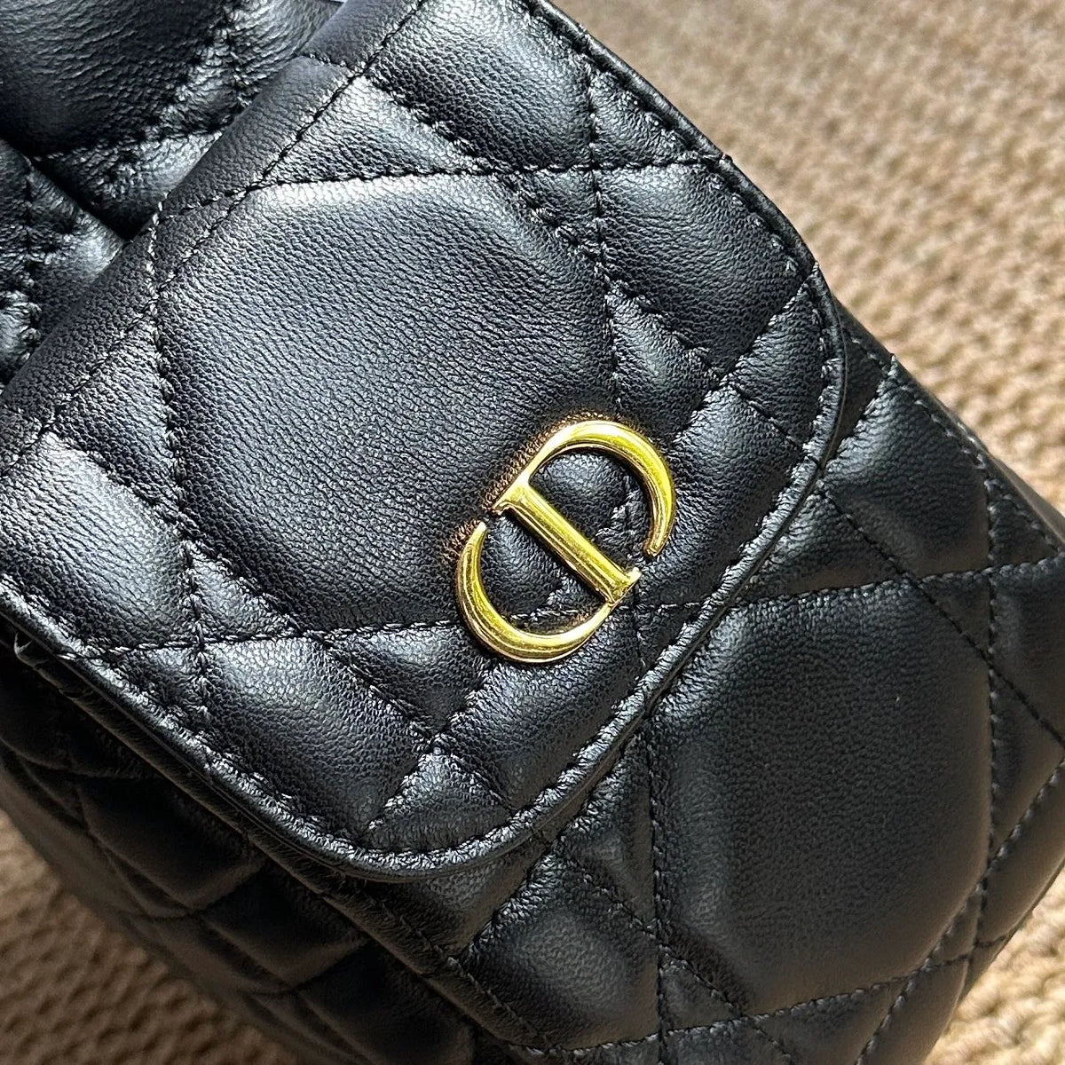 D-Dream 9.4 in Lambskin Bag 6323