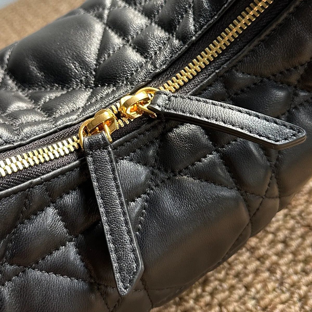 D-Dream 9.4 in Lambskin Bag 6323