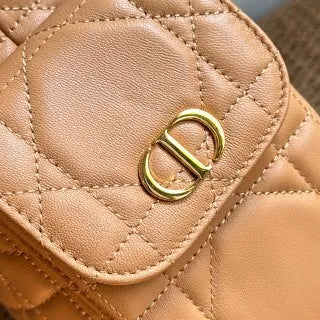 D-Dream 9.4 in Lambskin Handbag 6323 Earthy Yellow