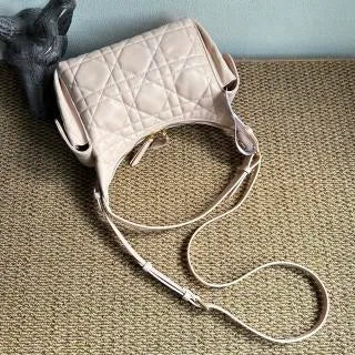 D-Dream 9.4 in Lambskin Handbag 6323 Rouge Pink