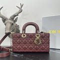 D-Joy 10.2 in Sheepskin Handbag M0540