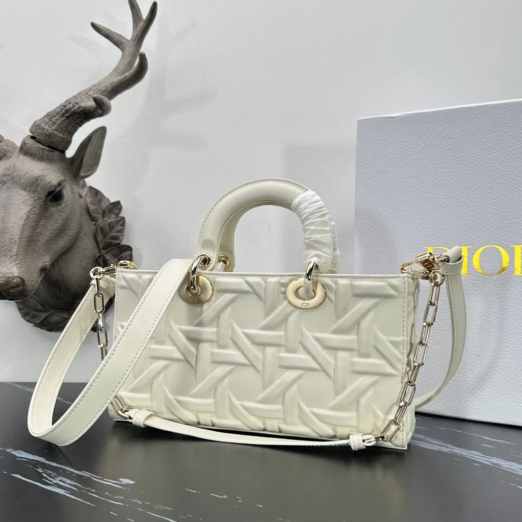 D-Joy 8.7 in Handbag 0540
