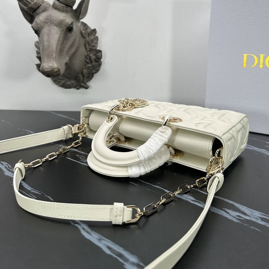 D-Joy 8.7 in Handbag 0540