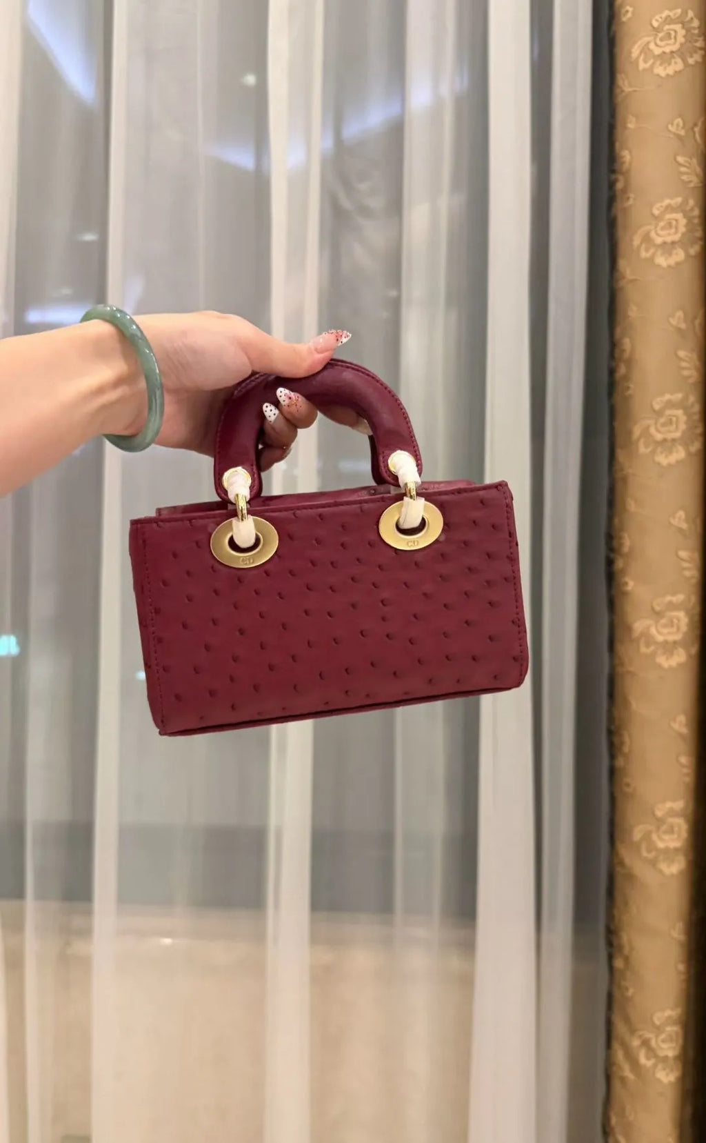 D-Joy Princess Diana Ostrich Leather 7.5 in Handbag 721096
