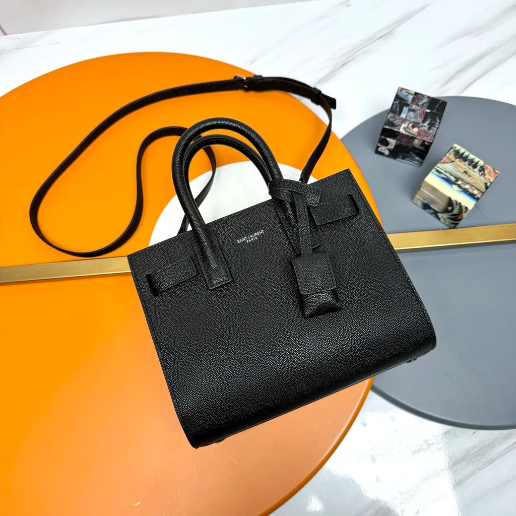 Day Mini 8.7 in Shoulder Bag 421863Zx