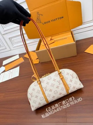 Diamond Pattern Leather Bag M2A457