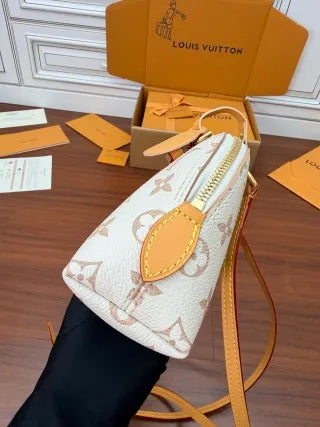 Diamond Pattern Leather Bag M2A457