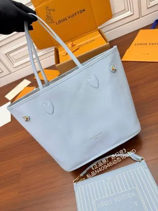 Diamond Pattern Leather Bag N40946