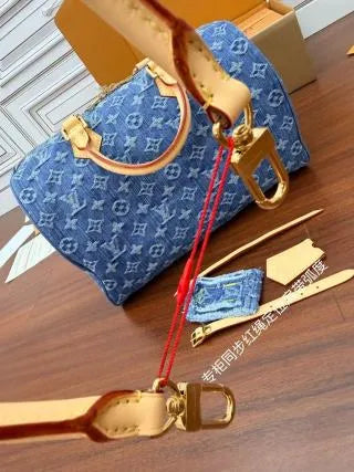 Diamond Pattern Leather Handbag M14430 1681150